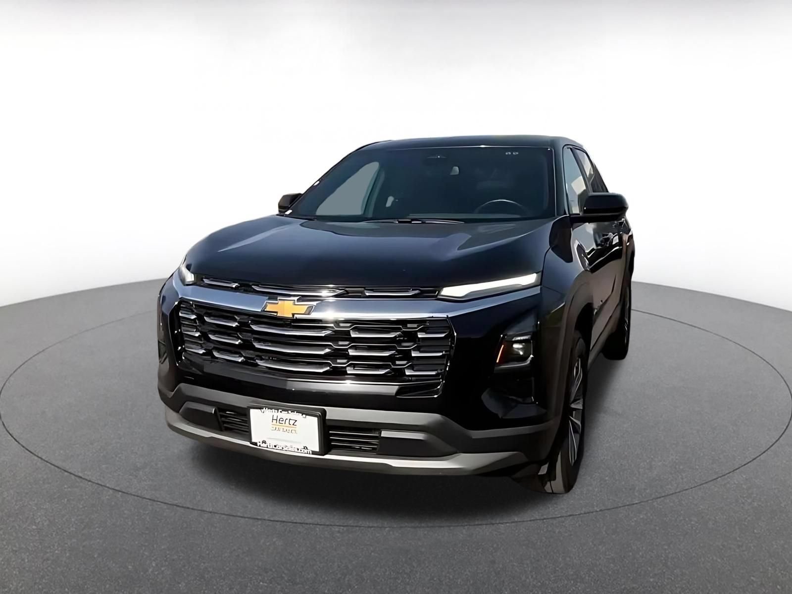 Used 2025 Chevrolet Equinox LT FWD image 4
