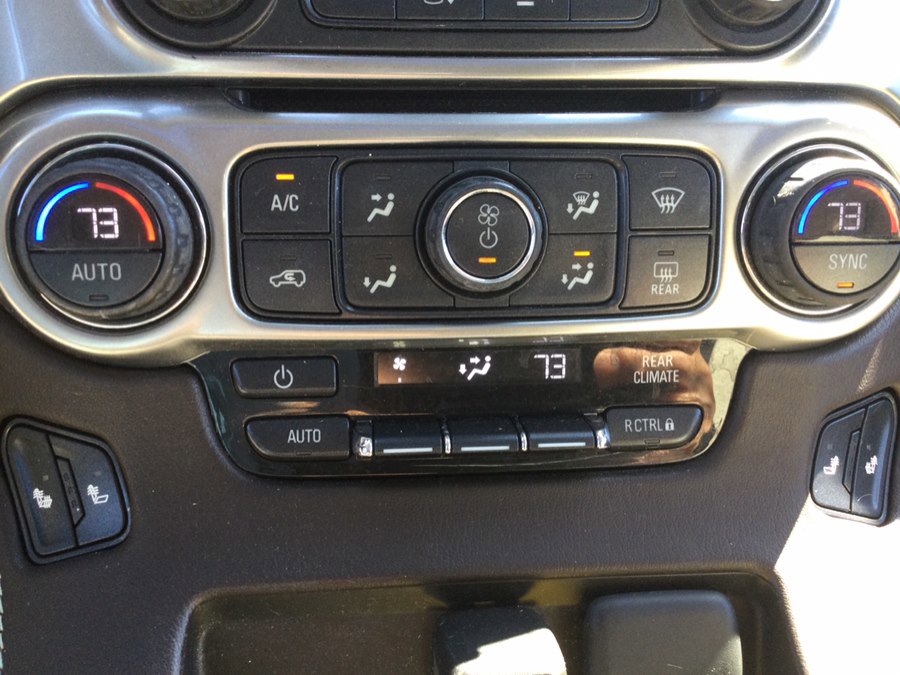 Used 2015 Chevrolet Tahoe LT image 38