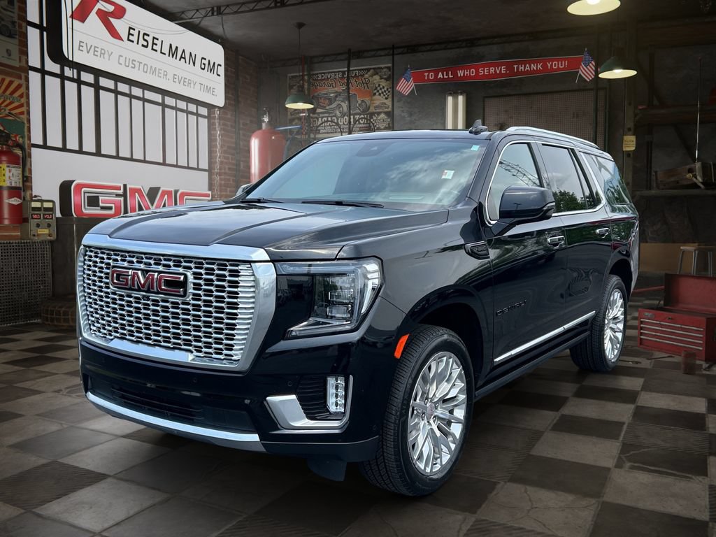Certified 2024 GMC Yukon Denali w/ Denali Reserve Package AWD/4WD image 1