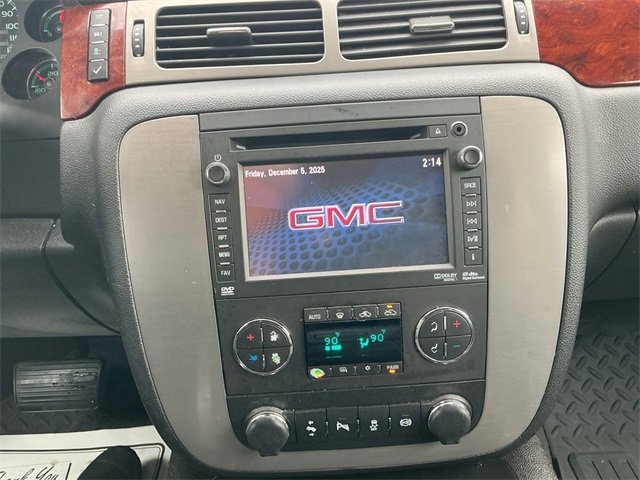 Used 2014 GMC Sierra 3500 SLT w/ SLT Convenience Package image 23