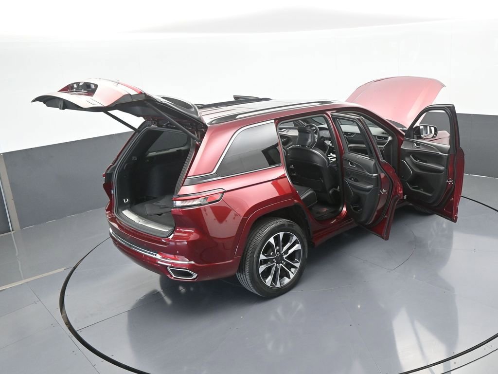 Used 2023 Jeep Grand Cherokee Overland w/ Luxury Tech Group IV image 73