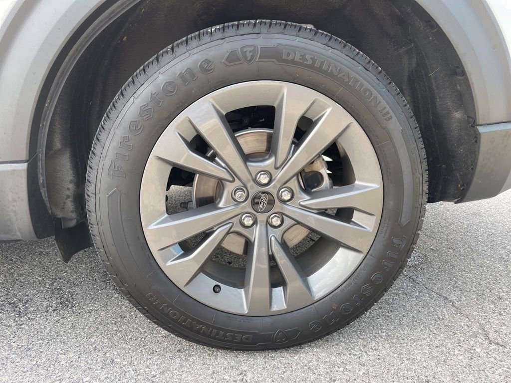 Used 2021 Ford Explorer XLT w/ Equipment Group 202A AWD/4WD image 57