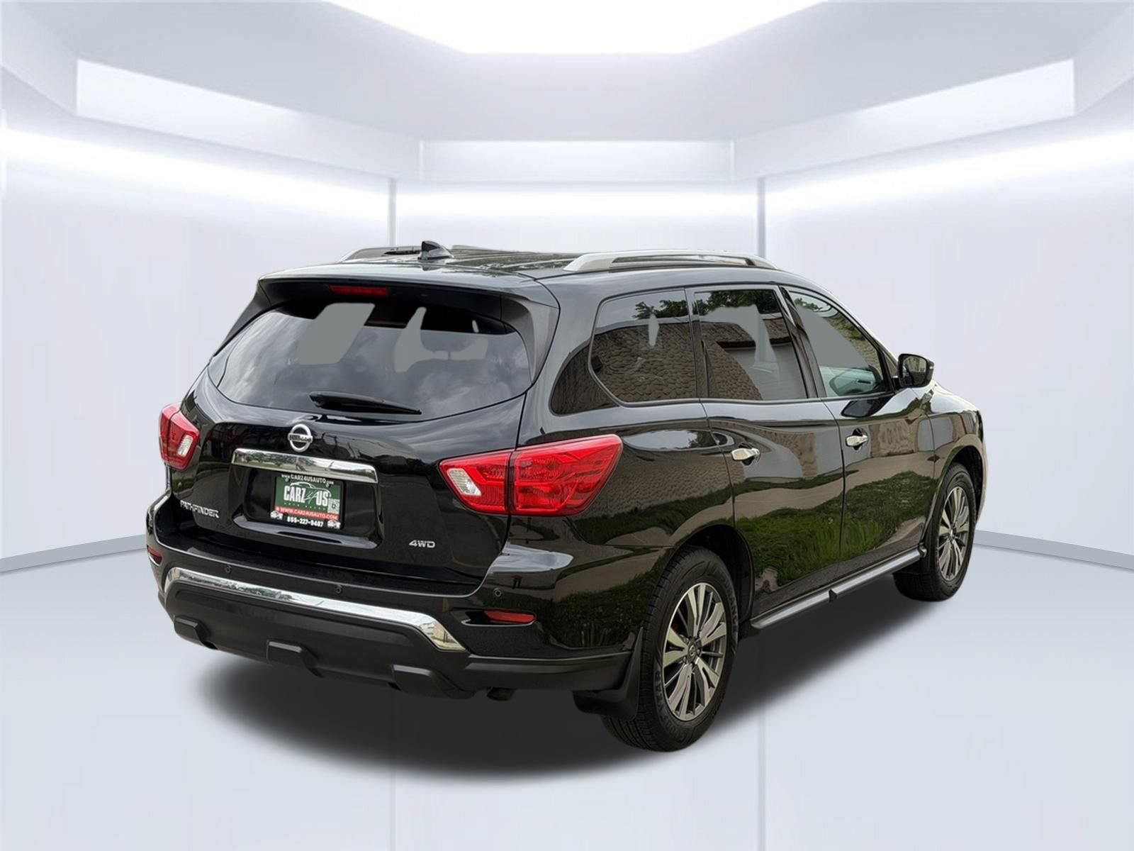 Used 2019 Nissan Pathfinder S AWD/4WD image 5