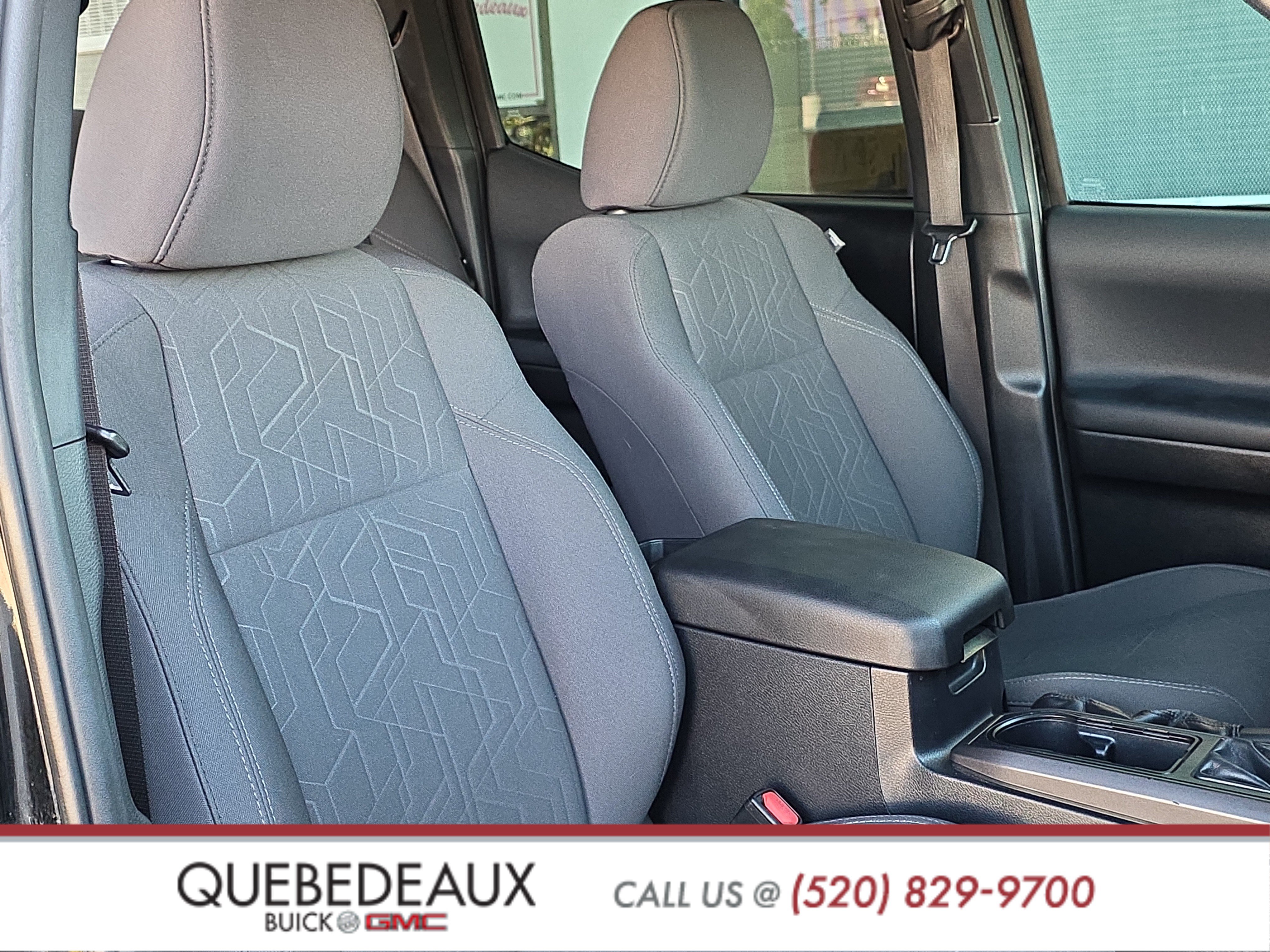 Used 2019 Toyota Tacoma TRD Off-Road AWD/4WD image 30