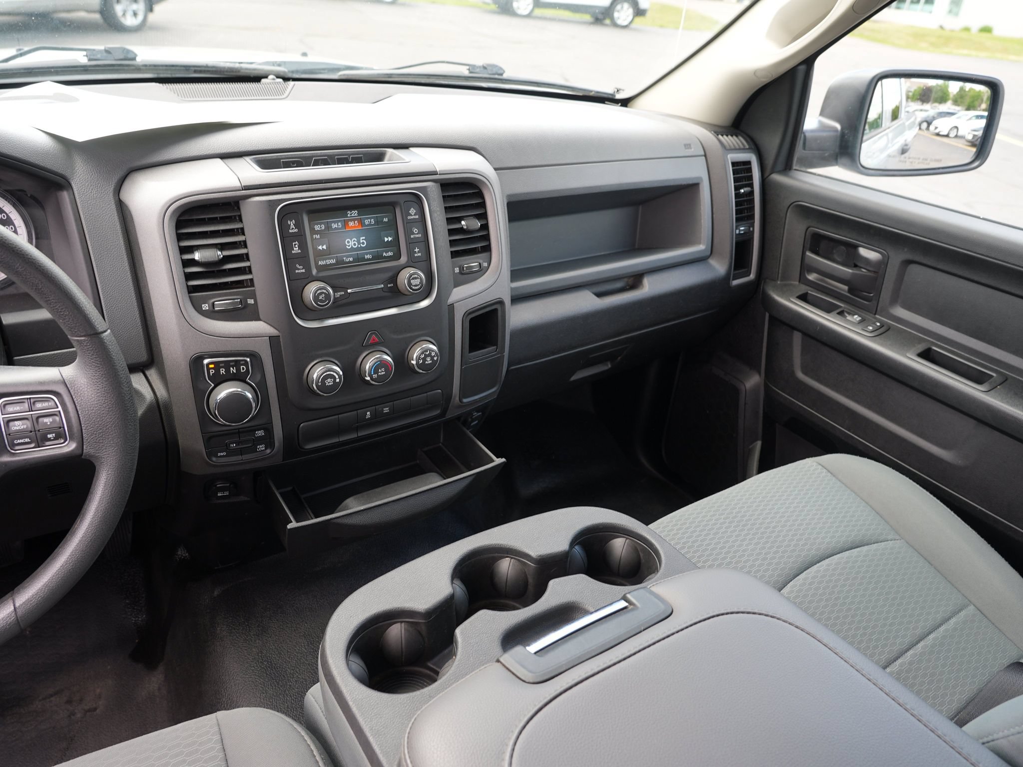 Used 2018 RAM 1500 ST AWD/4WD image 22