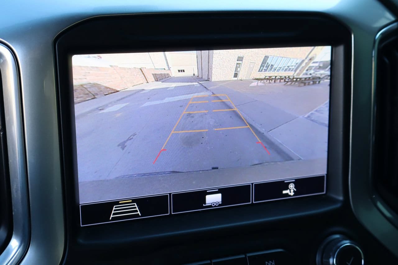 Used 2020 Chevrolet Silverado 1500 LT Trail Boss AWD/4WD image 7