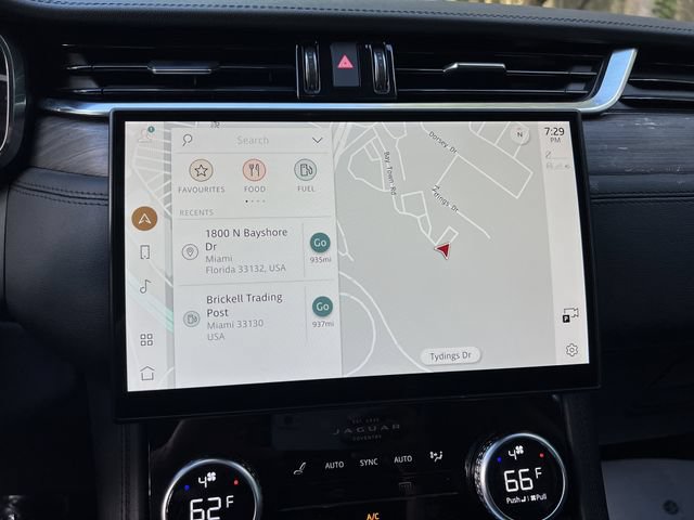 Used 2022 Jaguar F-PACE S AWD/4WD image 16