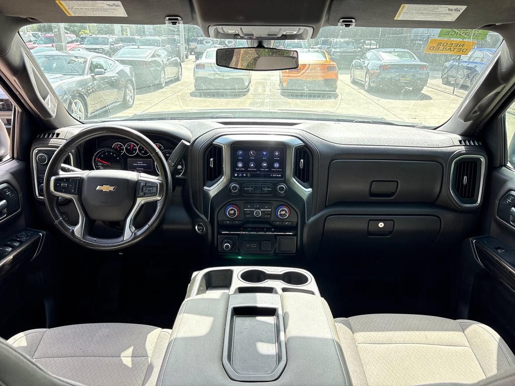 Used 2021 Chevrolet Silverado 1500 LT RWD image 8