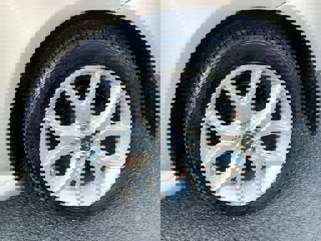 Used 2008 Hyundai Tiburon GT image 12