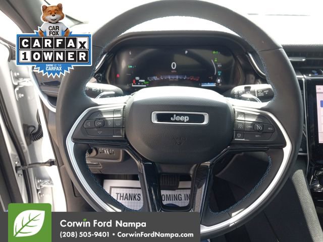 Used 2024 Jeep Grand Cherokee Trailhawk AWD/4WD image 14