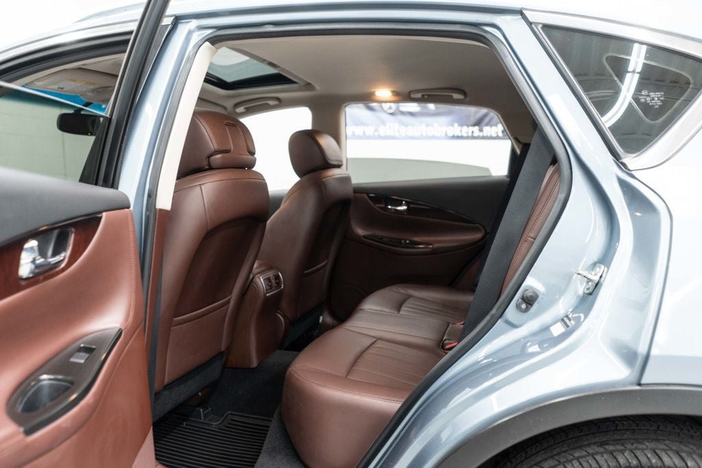 Used 2017 INFINITI QX50 2WD w/ Deluxe Touring Package image 14