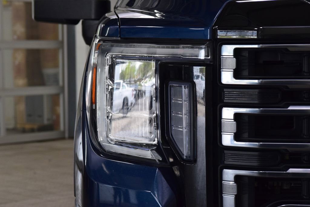 Used 2022 GMC Sierra 3500 AT4 w/ AT4 Preferred Package image 12