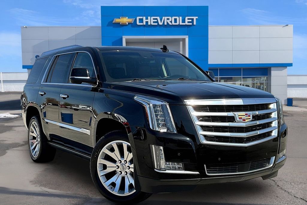 Used 2020 Cadillac Escalade Premium Luxury image 11
