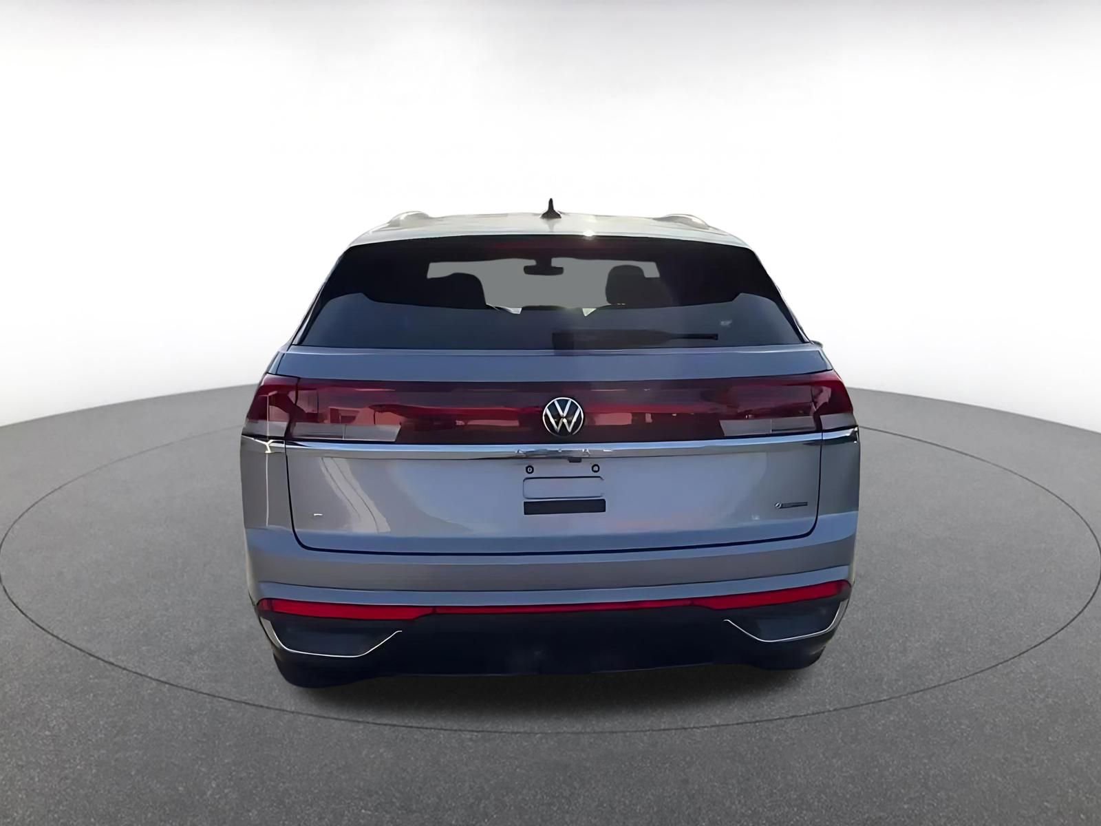 Used 2025 Volkswagen Atlas Cross Sport SE AWD/4WD image 12