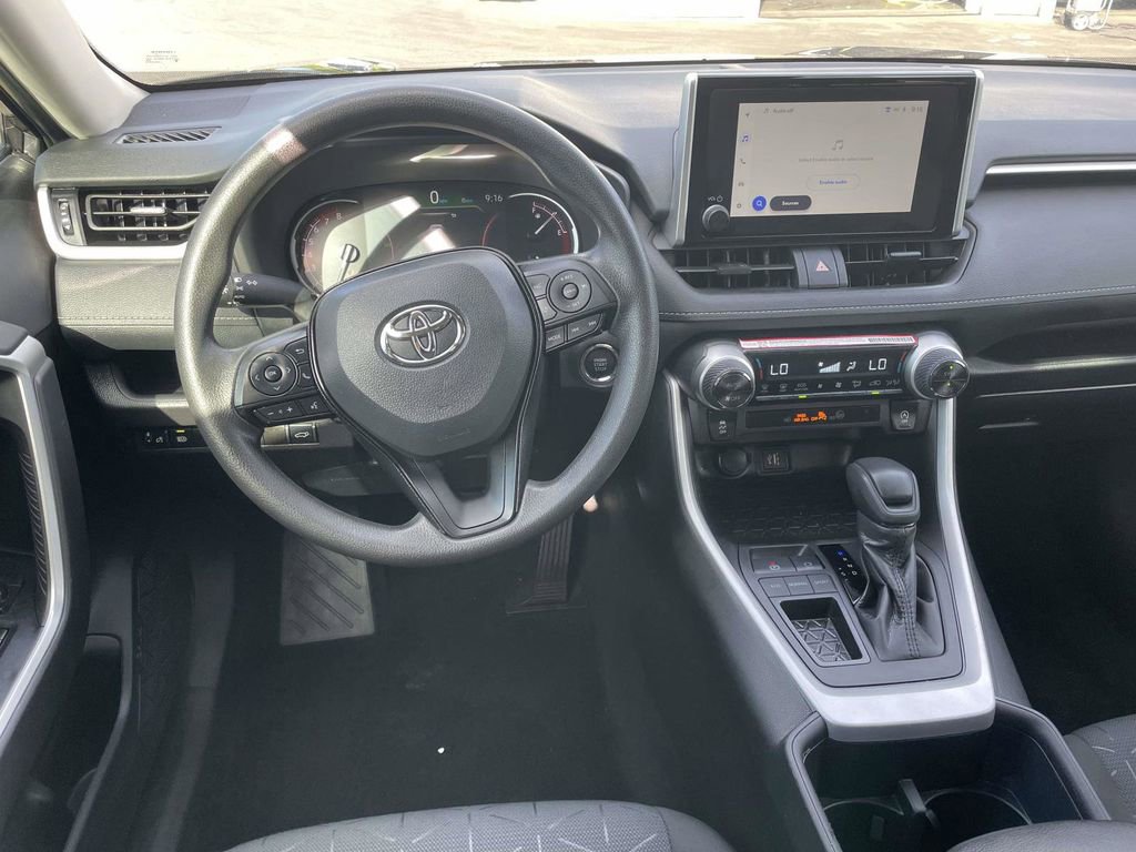 Used 2025 Toyota RAV4 XLE w/ Convenience Package FWD image 25