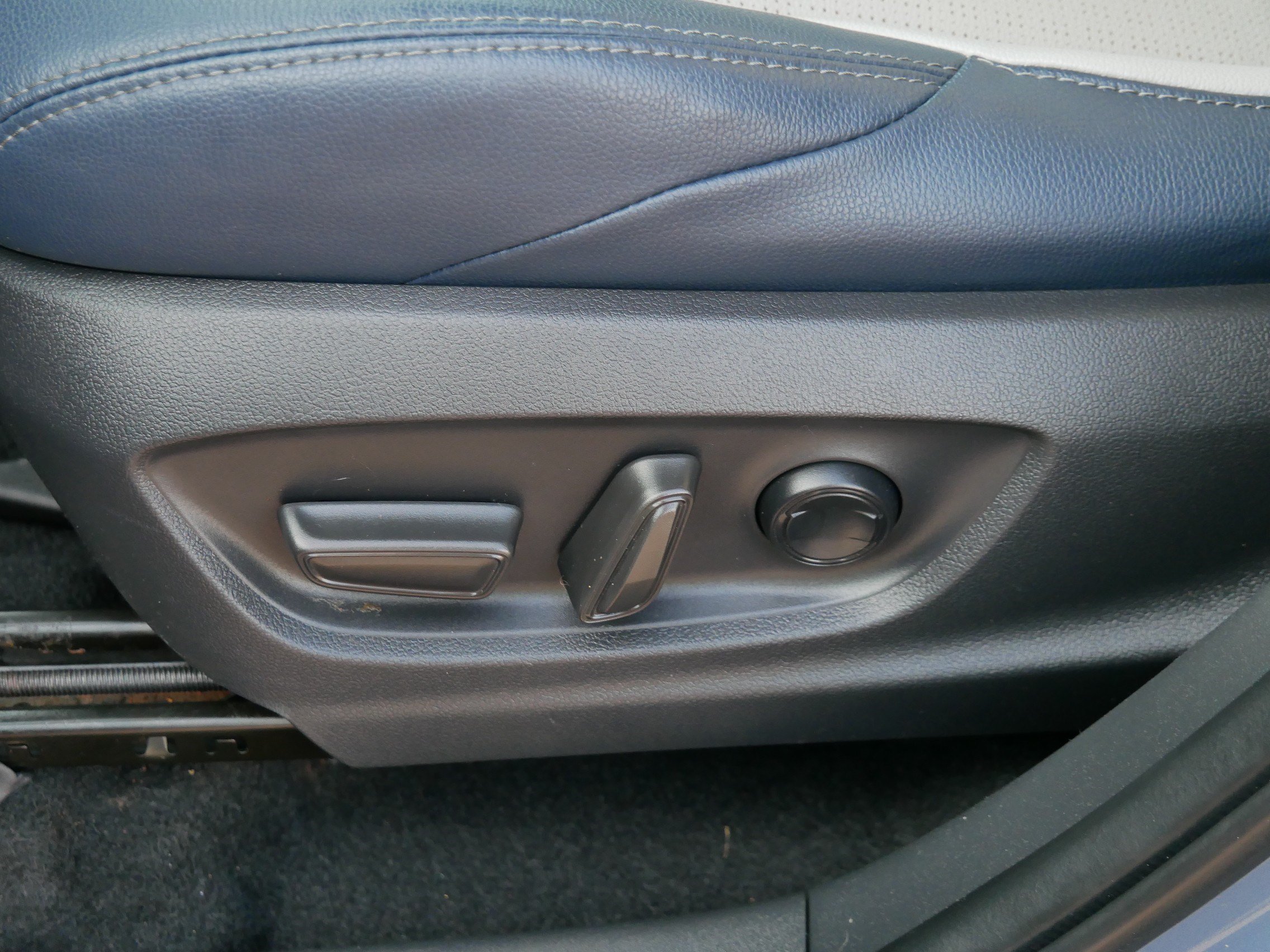 Used 2023 Subaru Solterra AWD image 19
