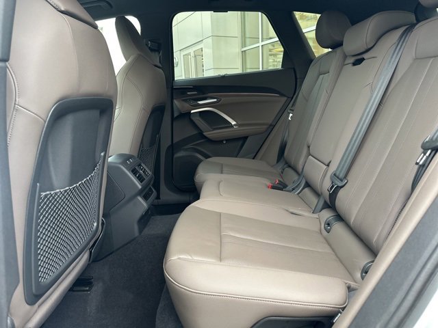 New 2025 Audi Q5 Premium Plus image 13