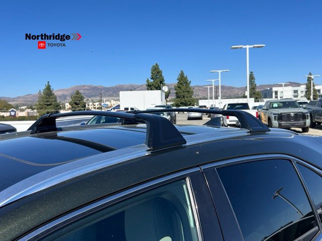 Used 2022 Lexus UX 200 w/ Premium Package FWD image 9