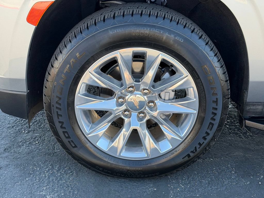 Certified 2023 Chevrolet Suburban Premier AWD/4WD image 10
