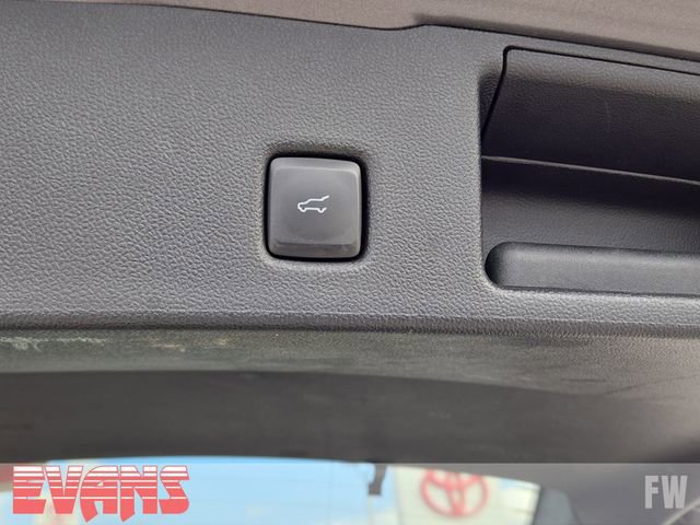 Used 2022 Ford Escape SEL w/ SEL Stealth AWD Package image 28