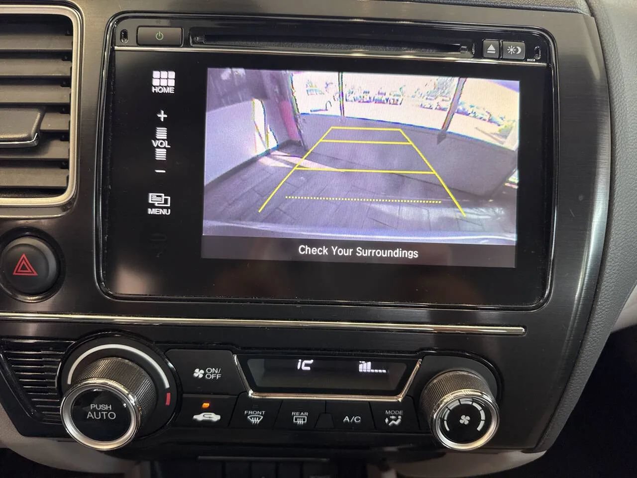 Used 2015 Honda Civic Hybrid Sedan image 21