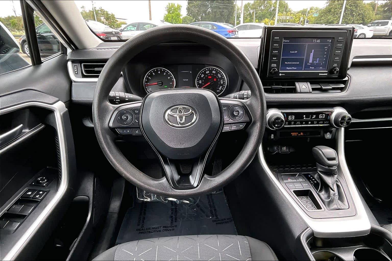 Used 2021 Toyota RAV4 XLE w/ Carpet Mat Package (TMS) FWD image 5