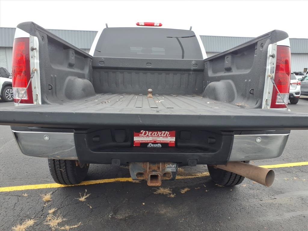 Used 2014 GMC Sierra 2500 SLT w/ SLT Convenience Package image 4