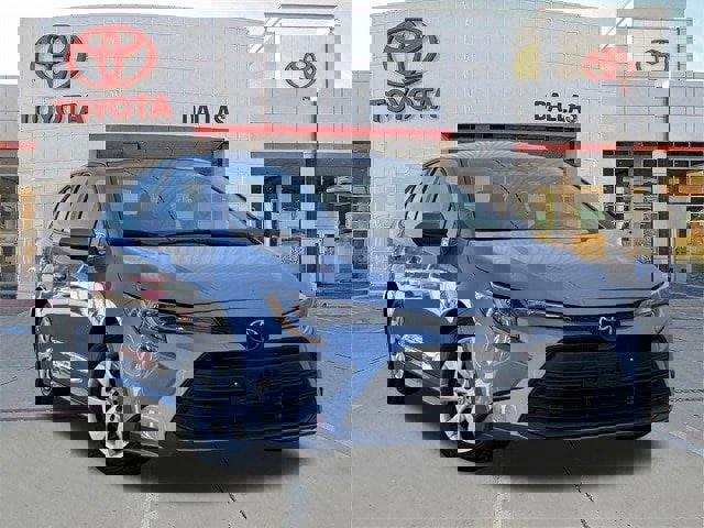 Used 2024 Toyota Corolla LE image 1
