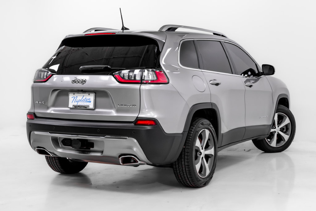 Used 2020 Jeep Cherokee Limited w/ Trailer Tow Group AWD/4WD image 29