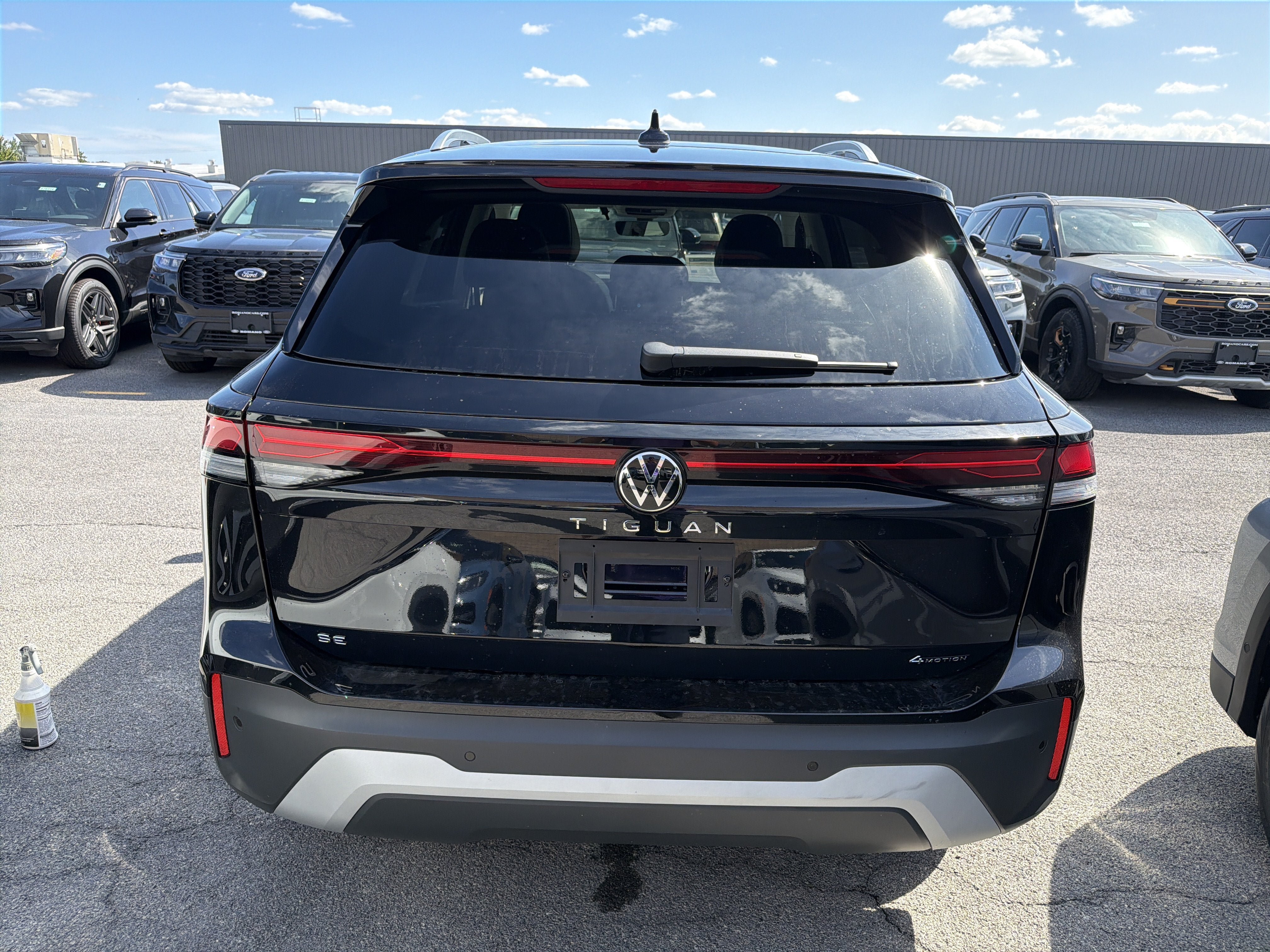 New 2026 Volkswagen Tiguan SE AWD/4WD image 6