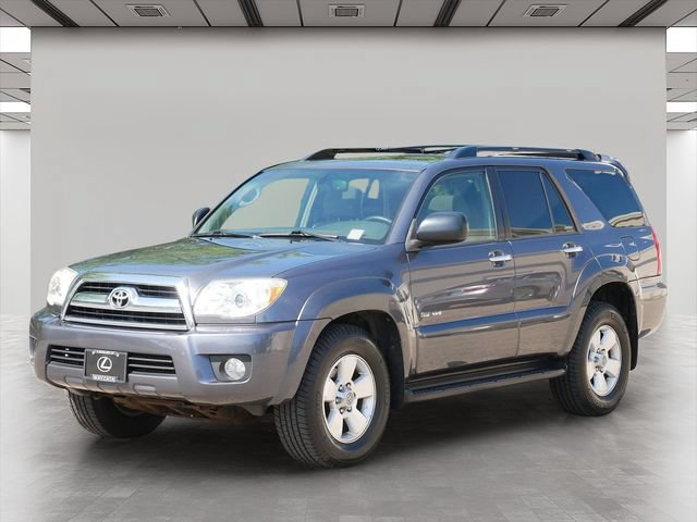 Used 2008 Toyota 4Runner SR5 AWD/4WD image 2