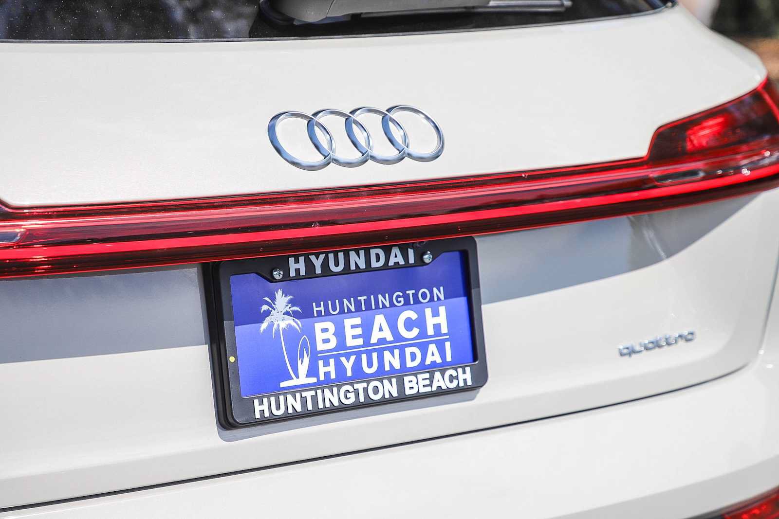 Used 2021 Audi e-tron Premium w/ Convenience Plus Package AWD/4WD image 10