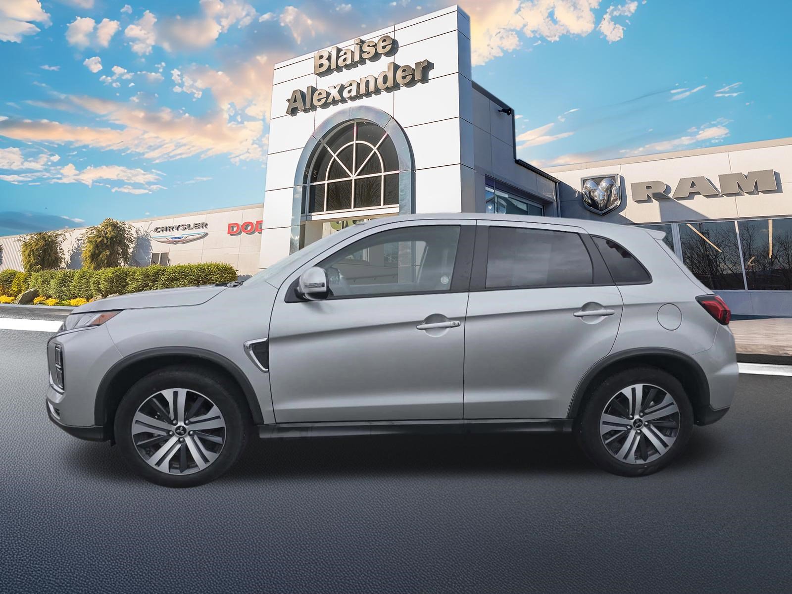 Used 2025 Mitsubishi Outlander Sport SE image 7