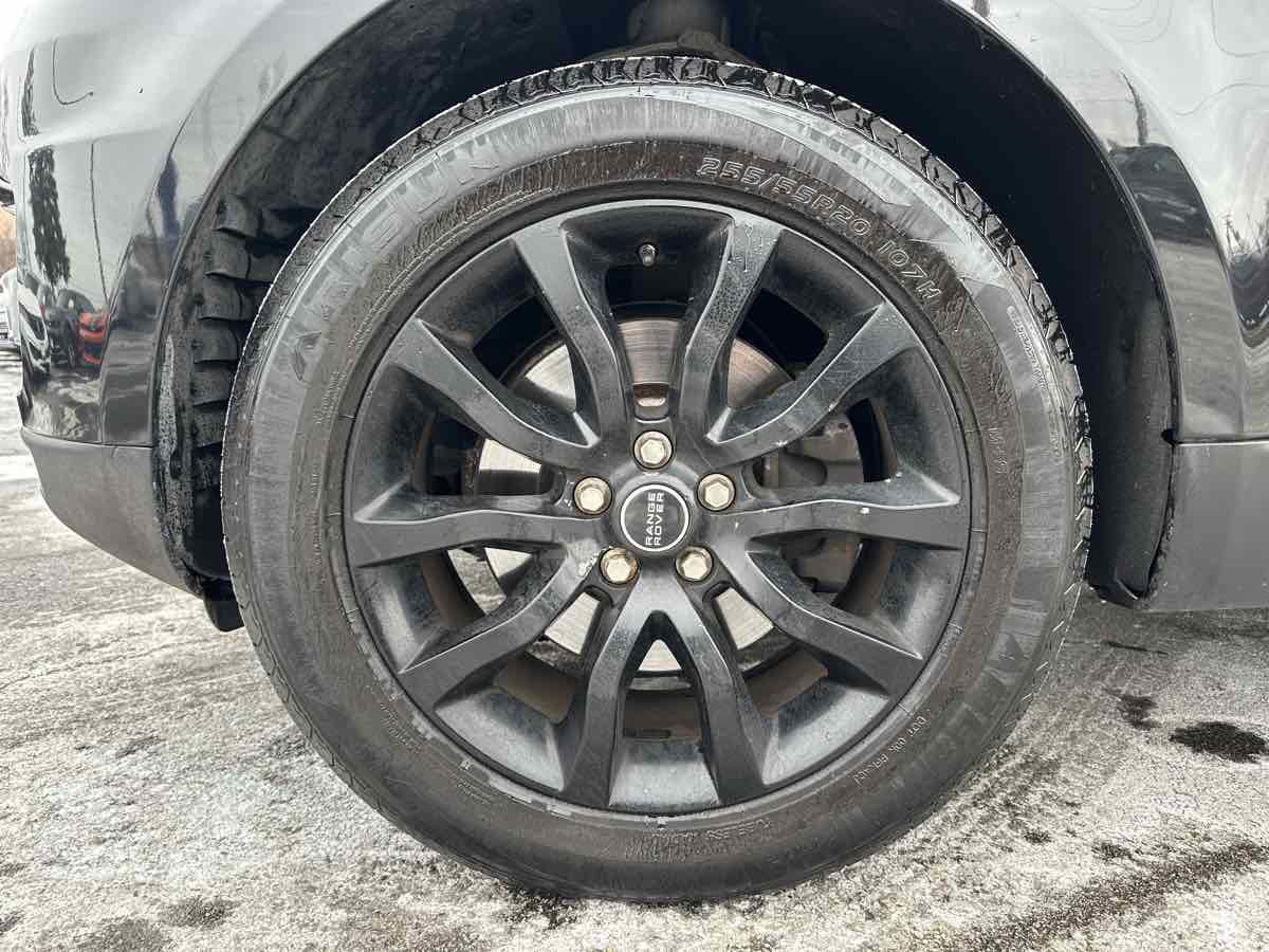 Used 2016 Land Rover Range Rover Sport HSE image 9