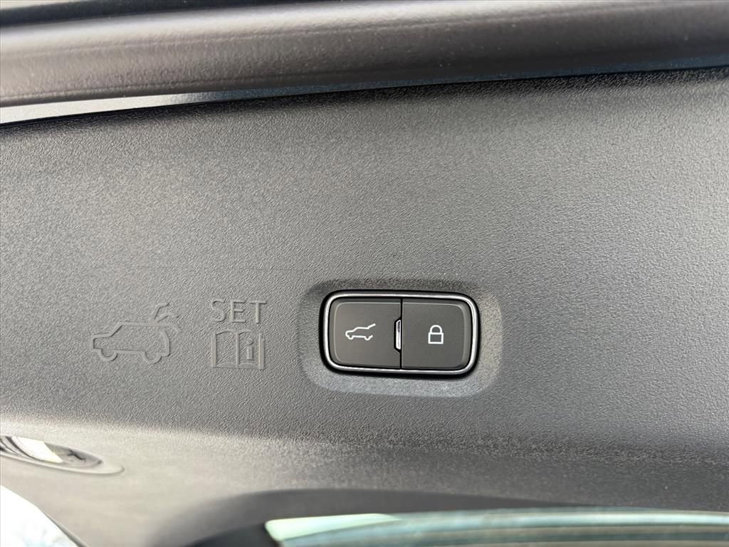 New 2026 Ford Expedition Active AWD/4WD image 22