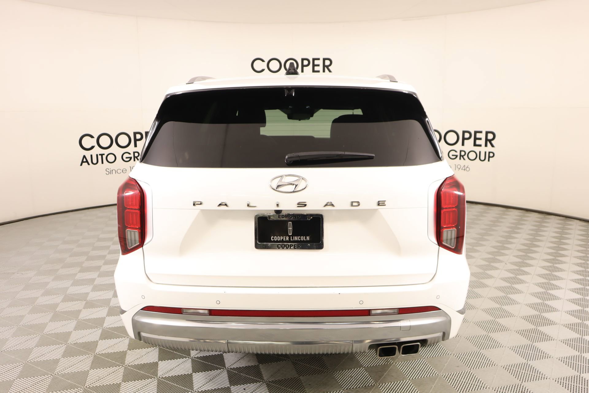 Used 2023 Hyundai Palisade Calligraphy FWD image 23