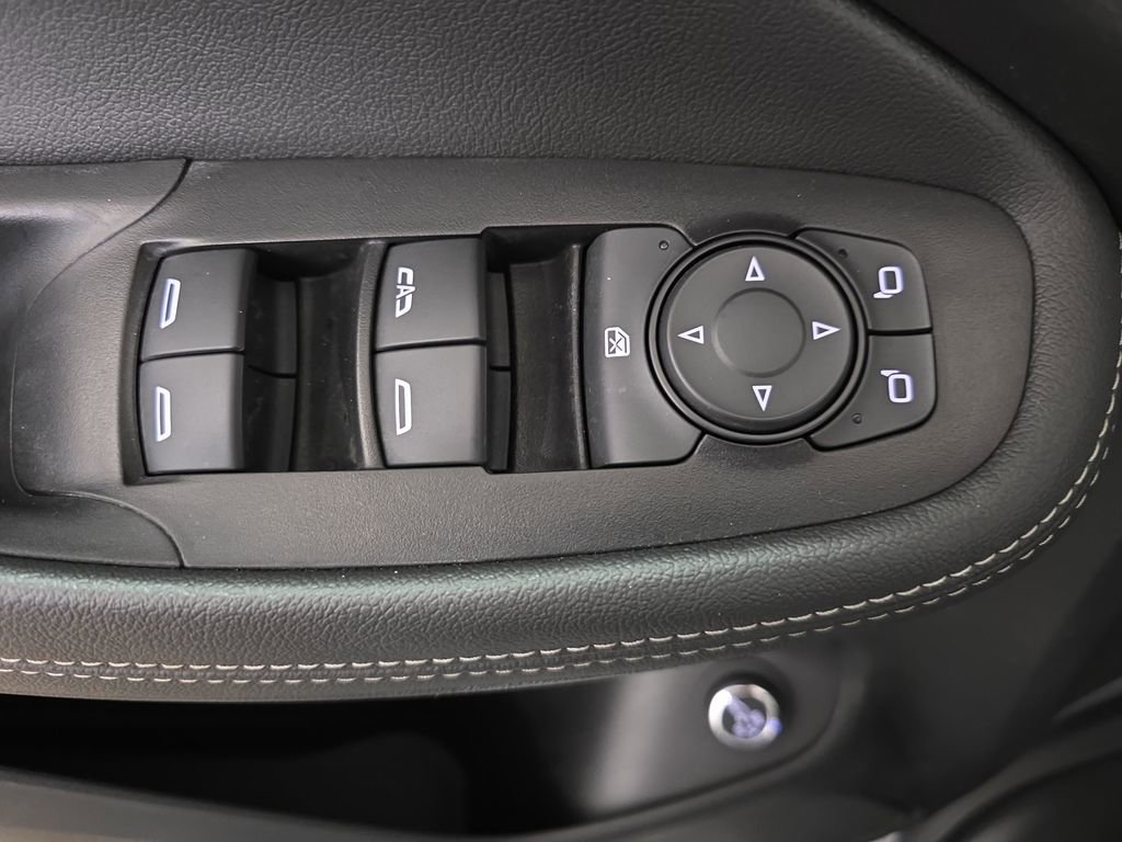 Certified 2023 Buick Encore GX Select w/ Sport Touring Package FWD image 28
