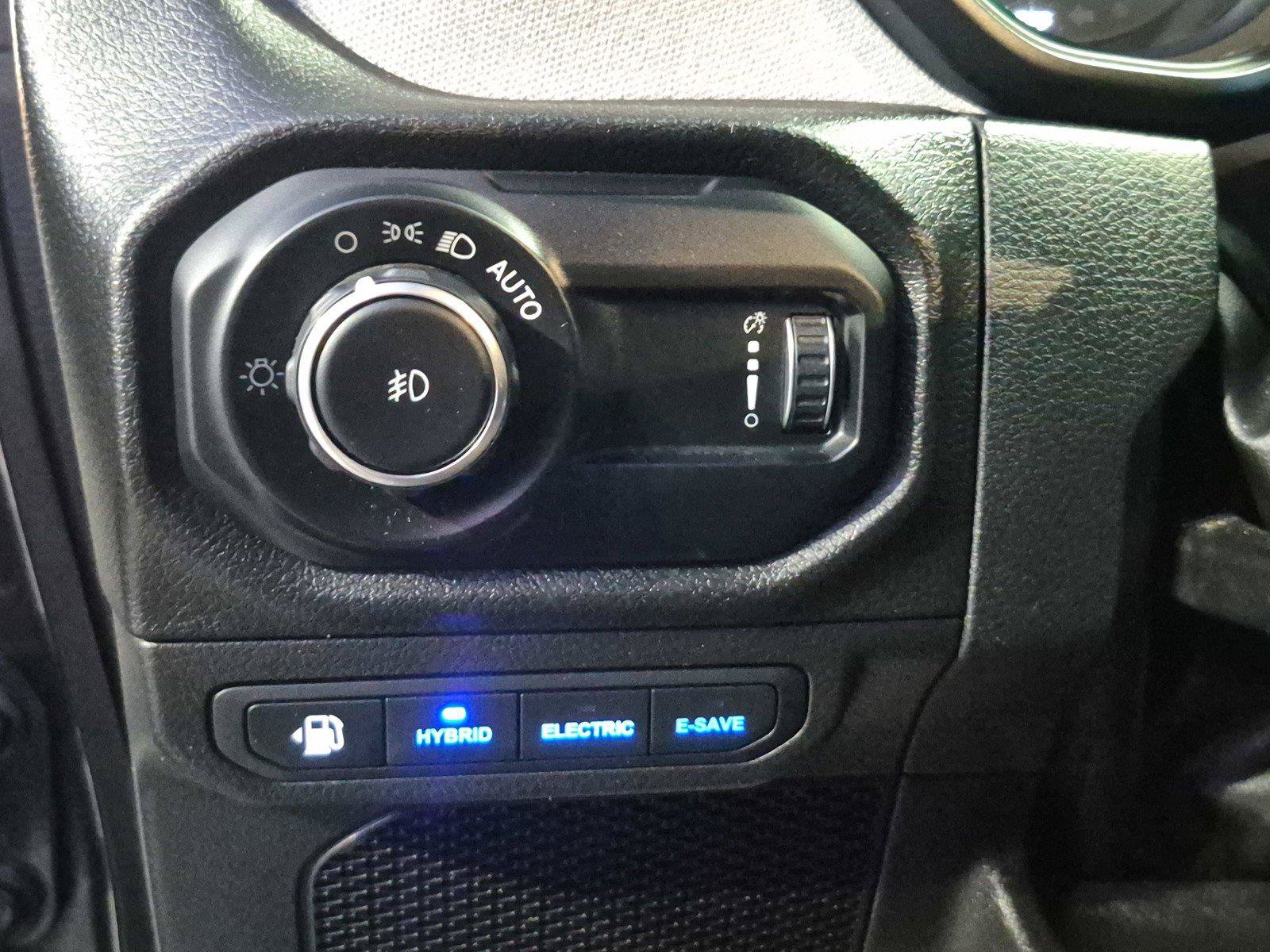 Used 2024 Jeep Wrangler Unlimited AWD/4WD image 21