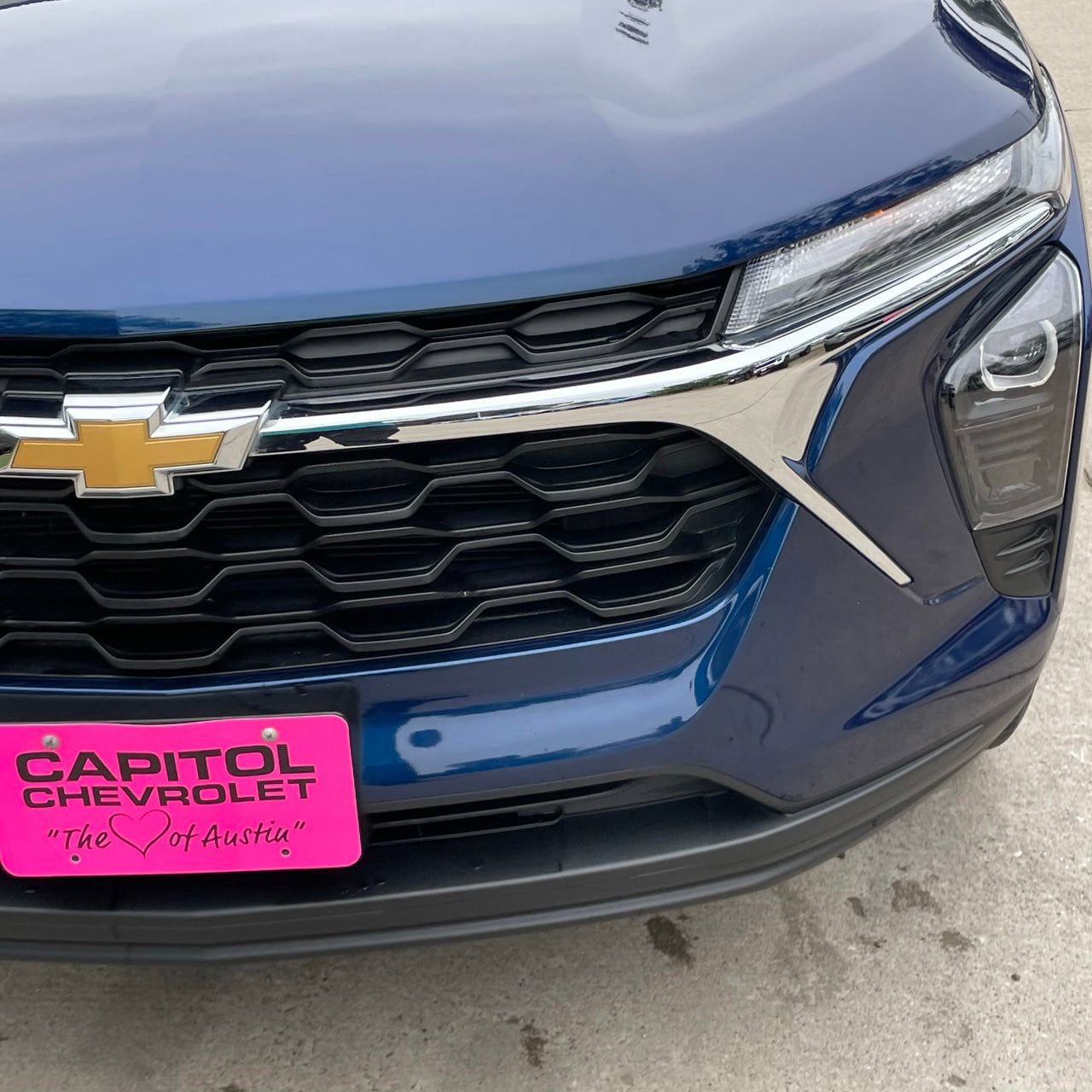 Used 2024 Chevrolet Trax LS w/ LS Convenience Package FWD image 7