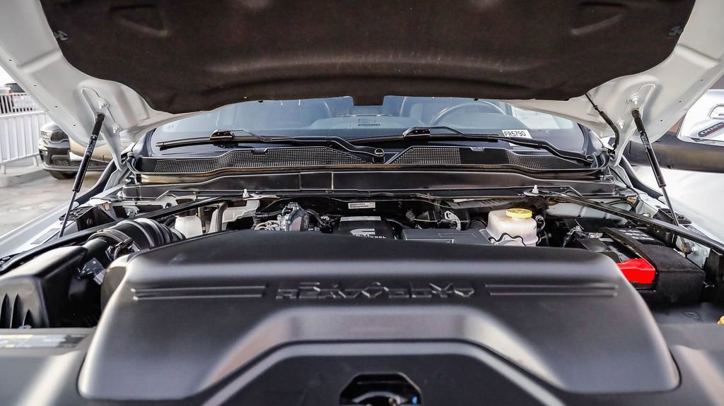 Used 2024 RAM 2500 Laramie AWD/4WD image 31