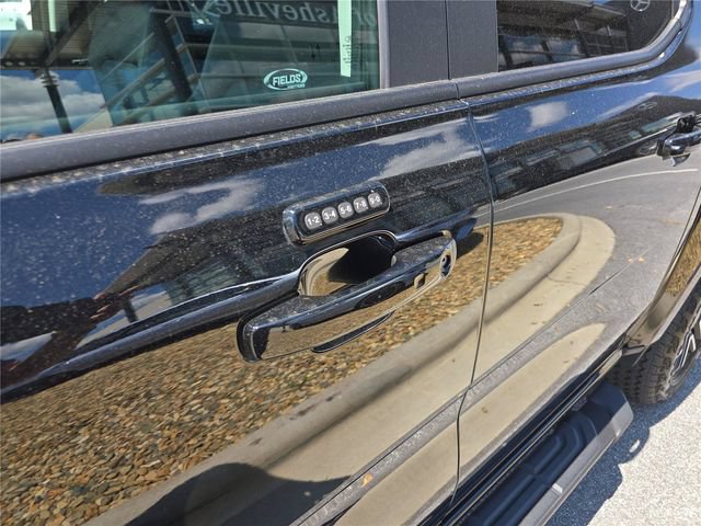 Used 2024 Ford Ranger Lariat w/ FX4 Off-Road Package AWD/4WD image 13