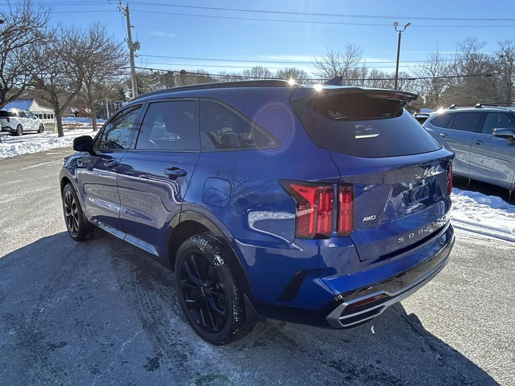 Certified 2022 Kia Sorento SX image 5