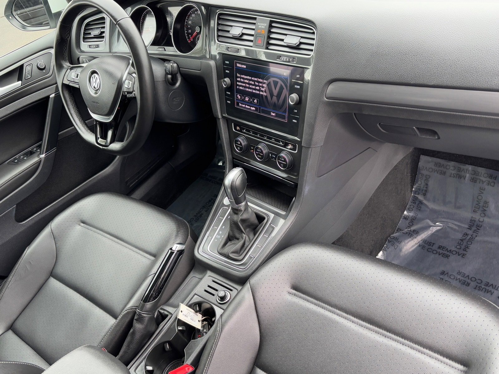 Used 2019 Volkswagen Golf S image 11