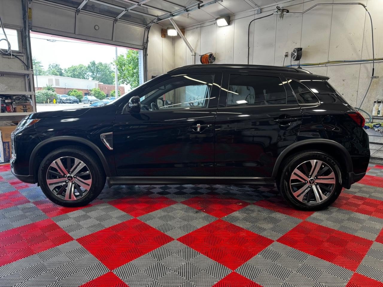 Used 2024 Mitsubishi Outlander Sport SEL AWD/4WD image 4