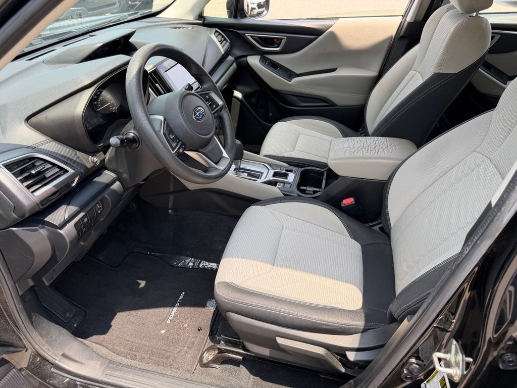 Used 2021 Subaru Forester AWD/4WD image 23