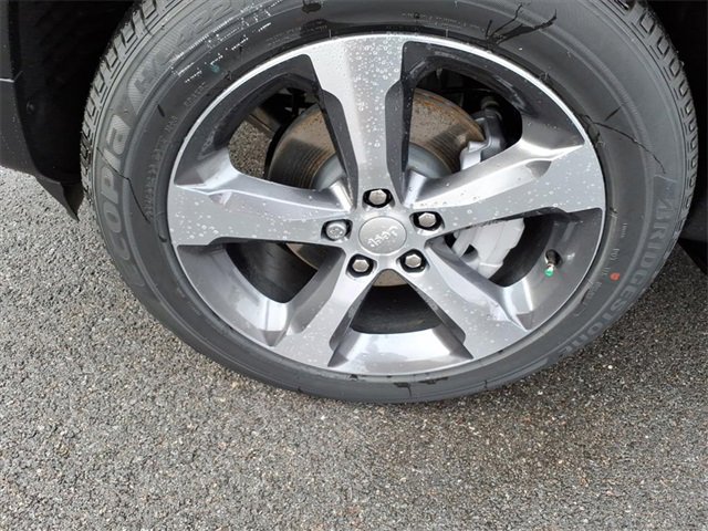 New 2025 Jeep Grand Cherokee Limited image 11