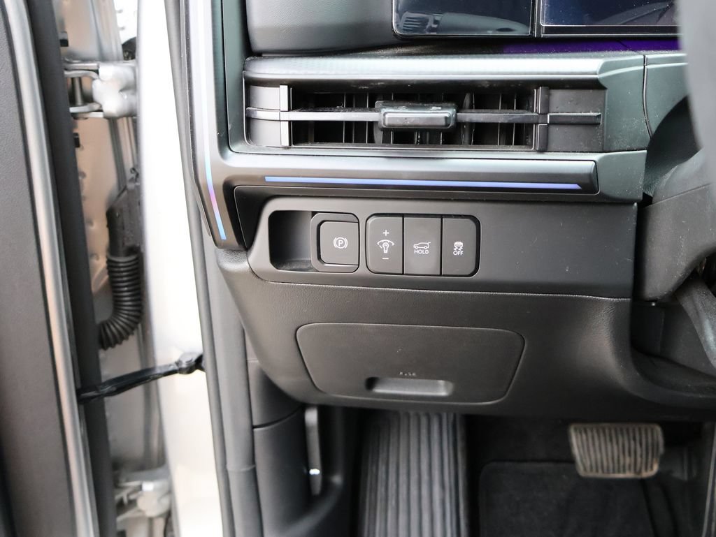 Used 2025 Hyundai Santa Fe Calligraphy FWD image 27