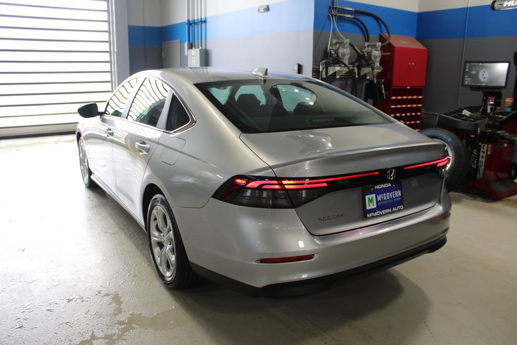 Used 2024 Honda Accord LX image 32