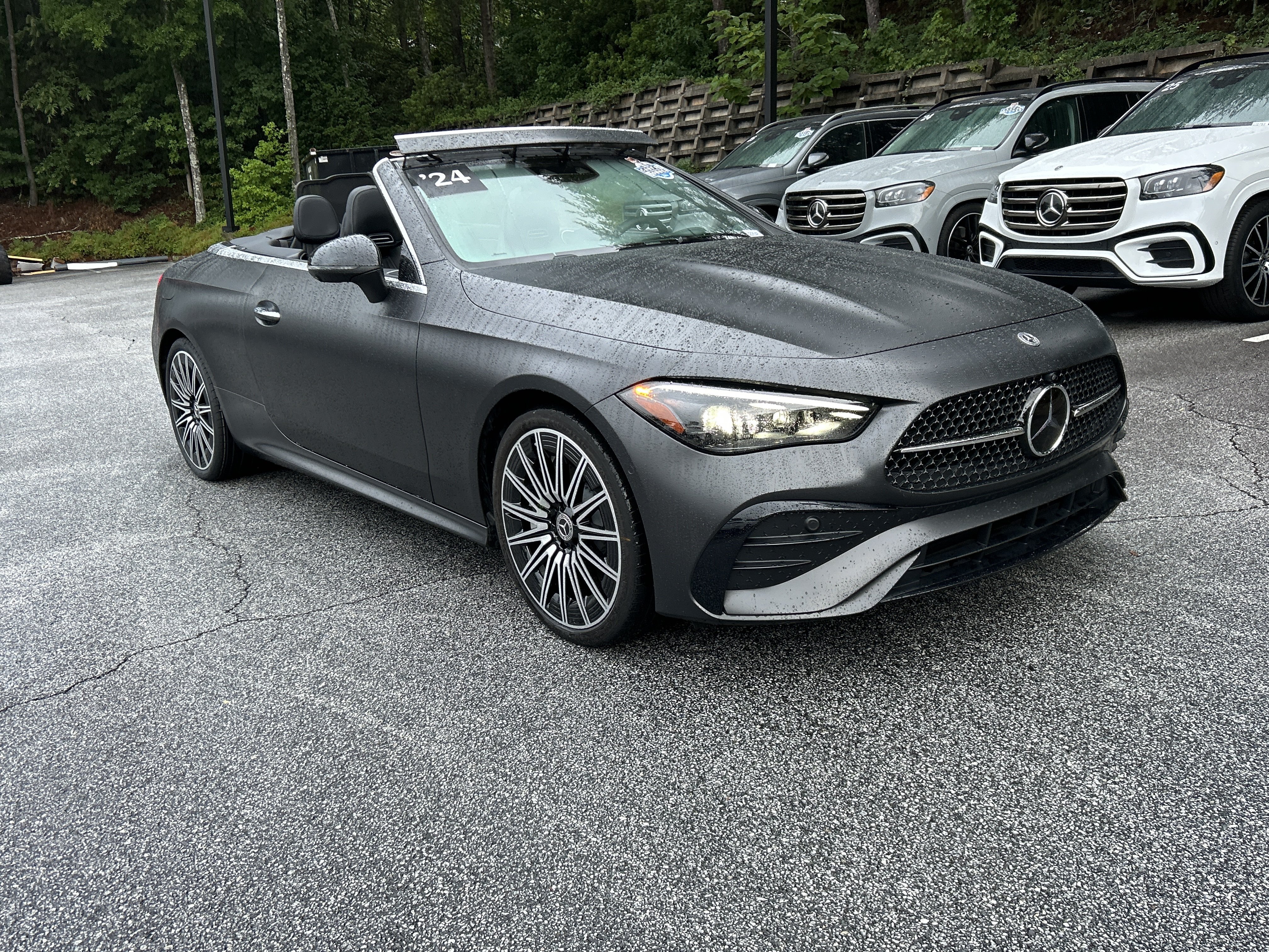 Certified 2024 Mercedes-Benz CLE 450 4MATIC Cabriolet image 7