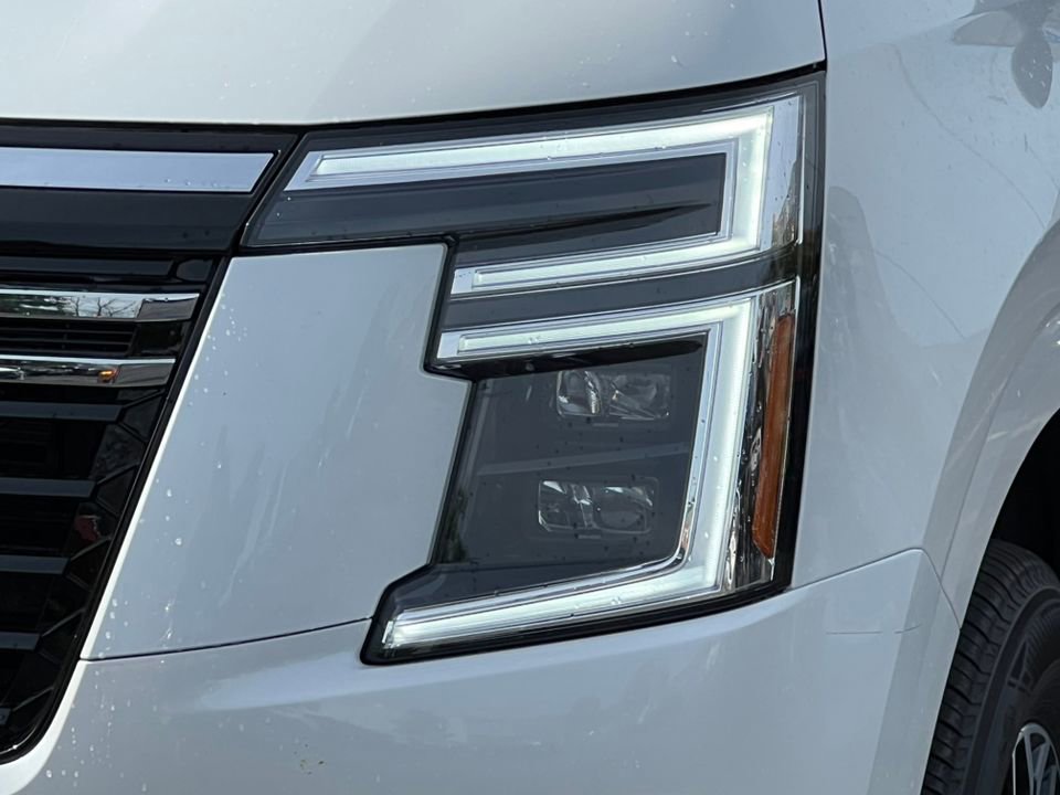 New 2026 Nissan Armada SL w/ Captain's Chari Seat Package image 43